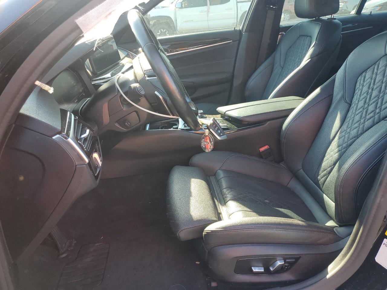 WBA53BH02MWW98267 2021 BMW 530 I