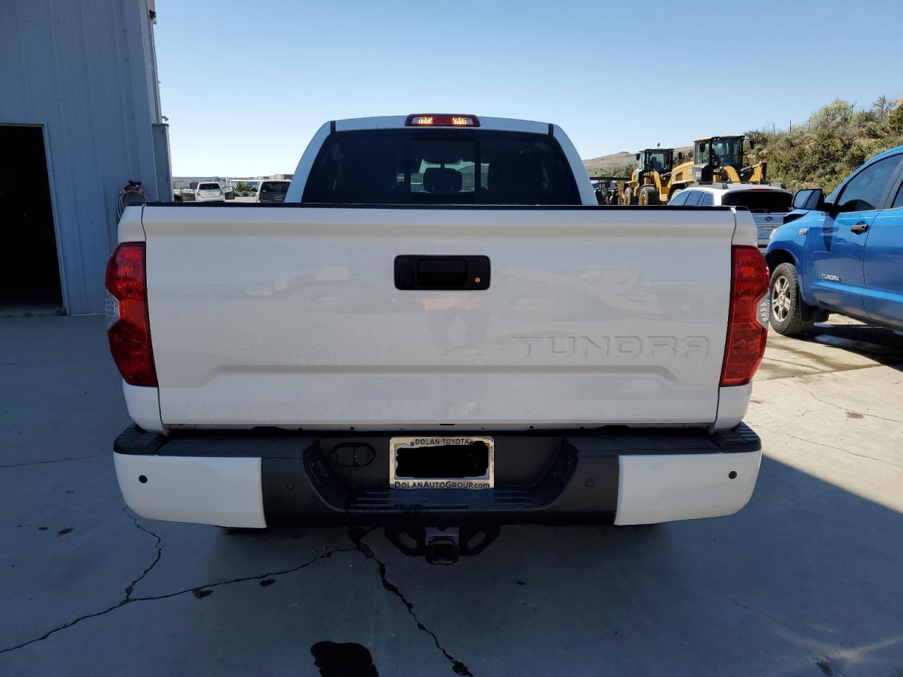 2017 Toyota Tundra Double Cab Sr/Sr5 vin: 5TFUW5F12HX648195