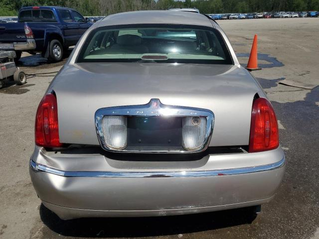 1999 Lincoln Town Car Executive VIN: 1LNHM81W9XY707825 Lot: 59532294