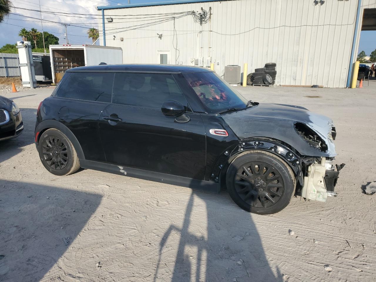 WMWXP5C57K2D72523 2019 Mini Cooper