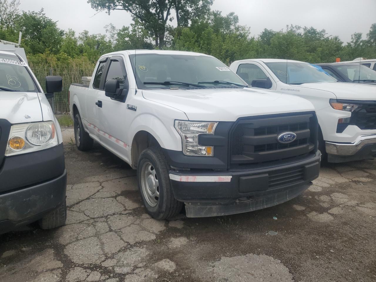 1FTEX1E87HKC84586 2017 Ford F150 Super Cab