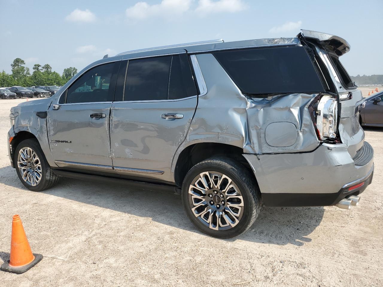 2023 GMC Yukon Denali Ultimate vin: 1GKS2EKL2PR506060