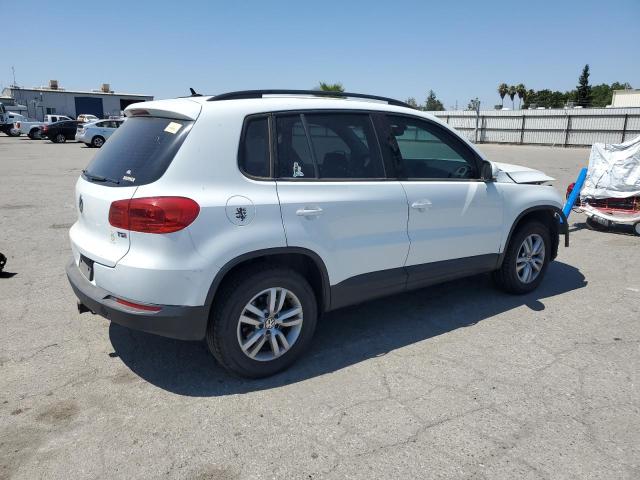 WVGAV7AX6GW548713 Volkswagen Tiguan S 2016