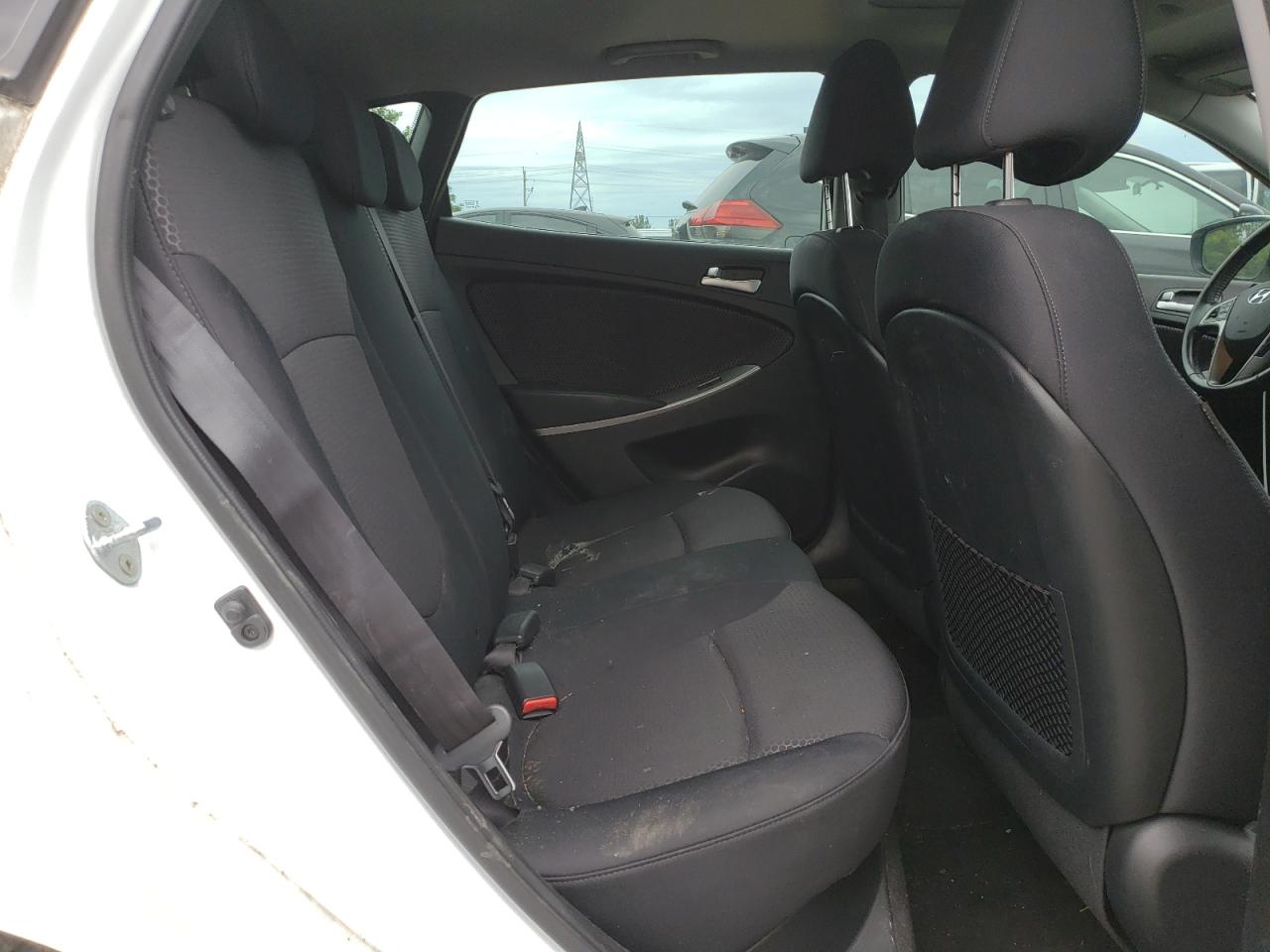 KMHCU5AE1FU227252 2015 Hyundai Accent Gls