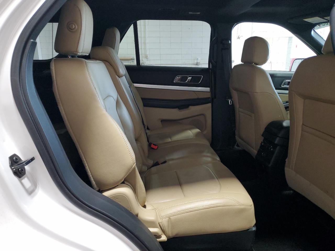 1FM5K8D85HGD74584 2017 Ford Explorer Xlt