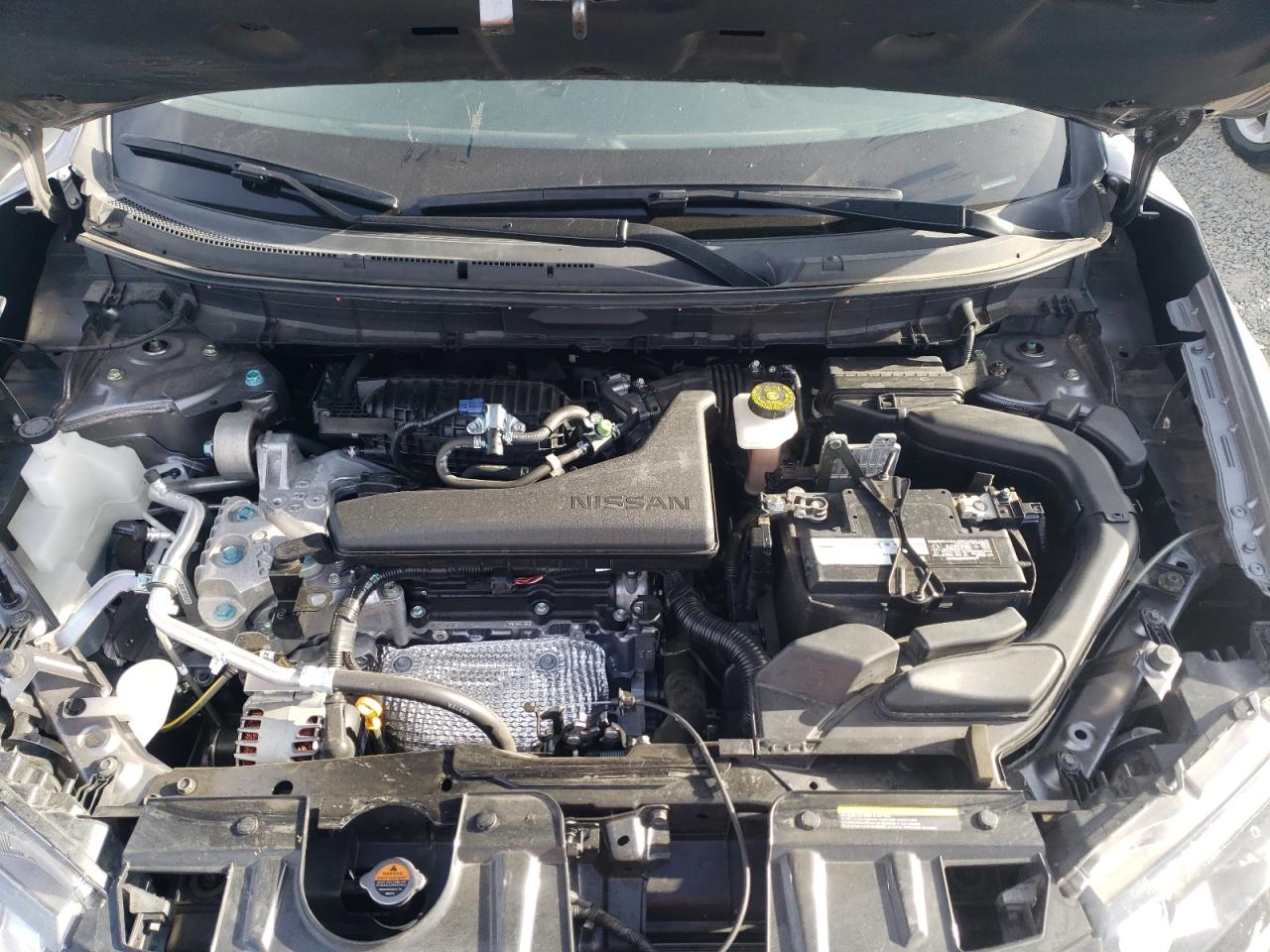 KNMAT2MT2HP616779 NISSAN ROGUE 2017