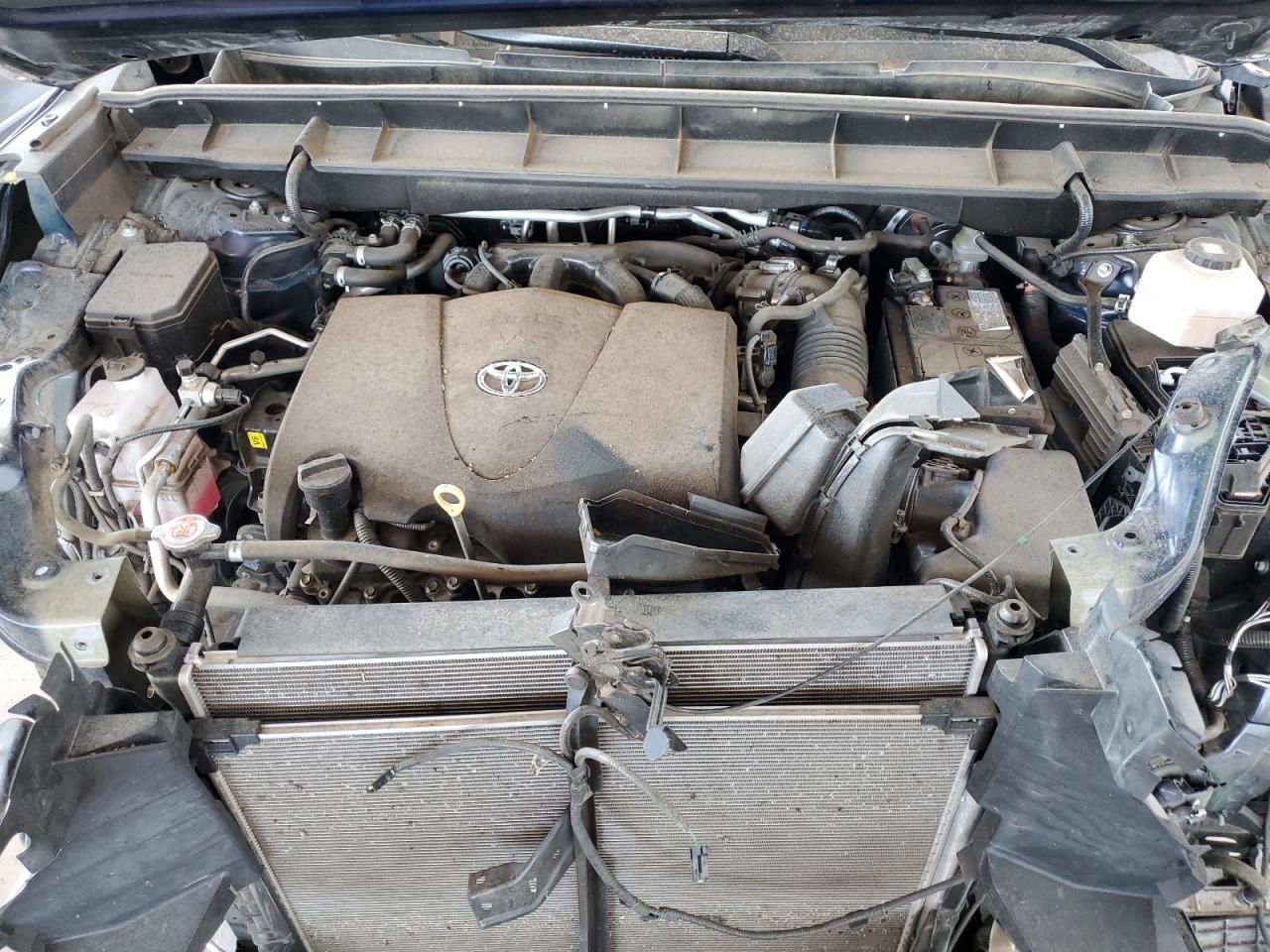 5TDDZRBH5NS562527 2022 Toyota Highlander Limited