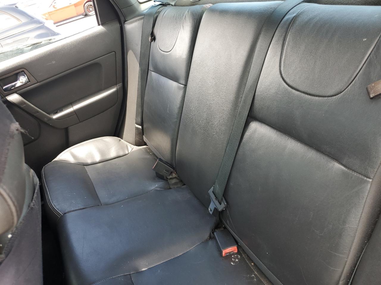 1FAHP37N19W111528 2009 Ford Focus Sel