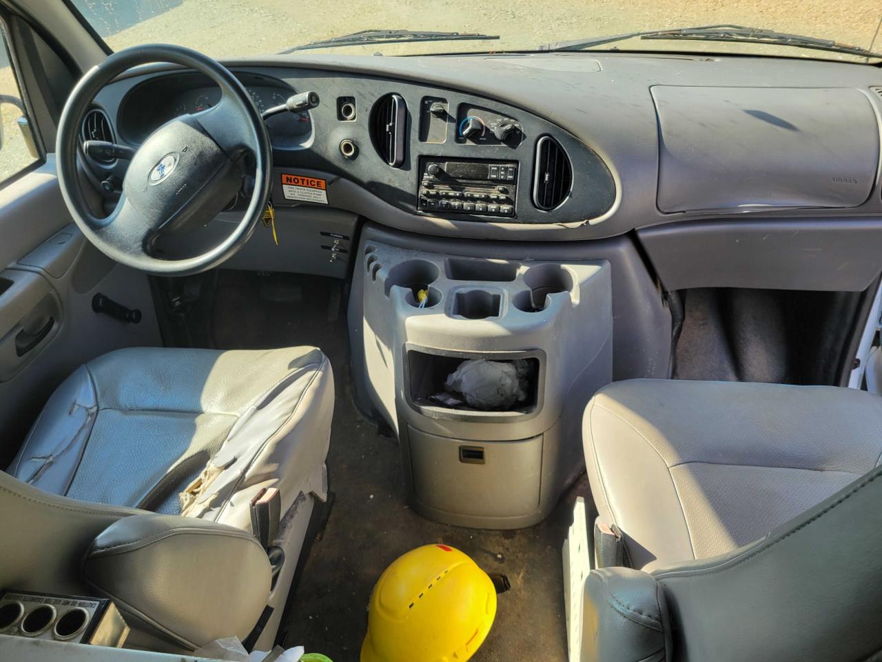 1FTSE34S72HB62705 2002 Ford Econoline E350 Super Duty Van