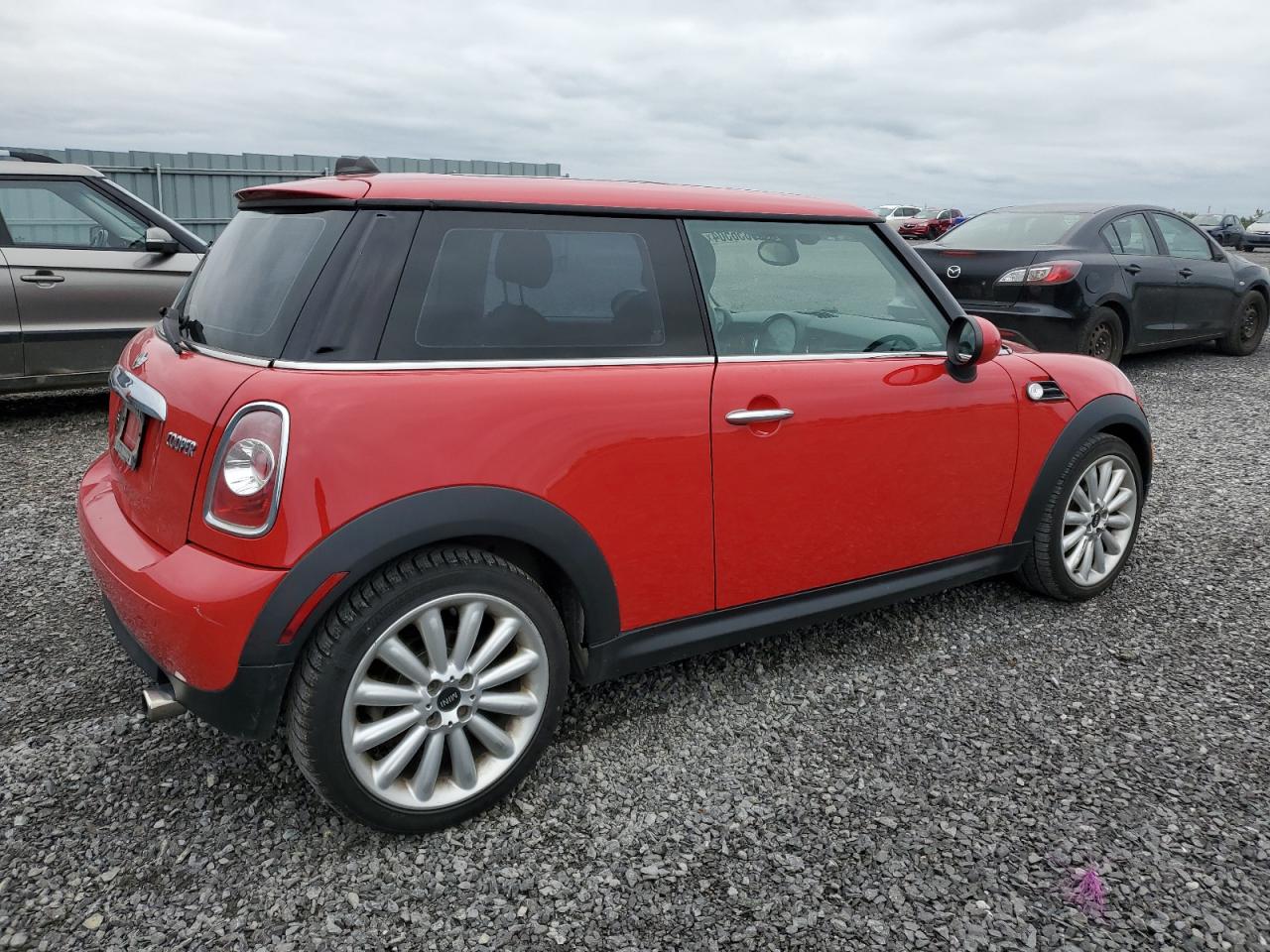 2012 Mini Cooper vin: WMWSU3C59CT186403