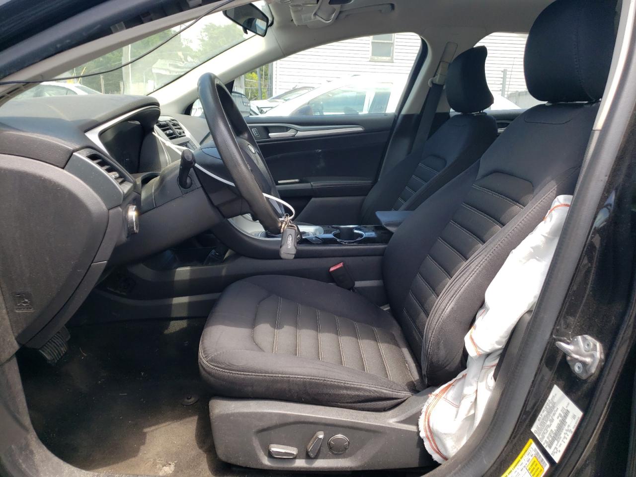 3FA6P0H7XFR215018 2015 Ford Fusion Se