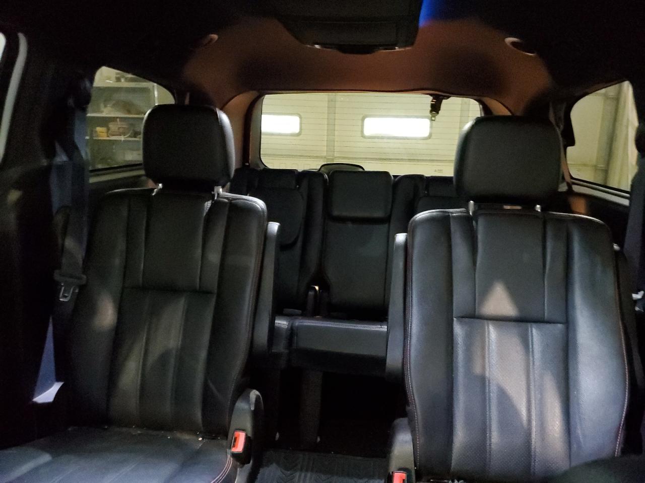 2C4RDGEG6GR318764 2016 Dodge Grand Caravan R/T