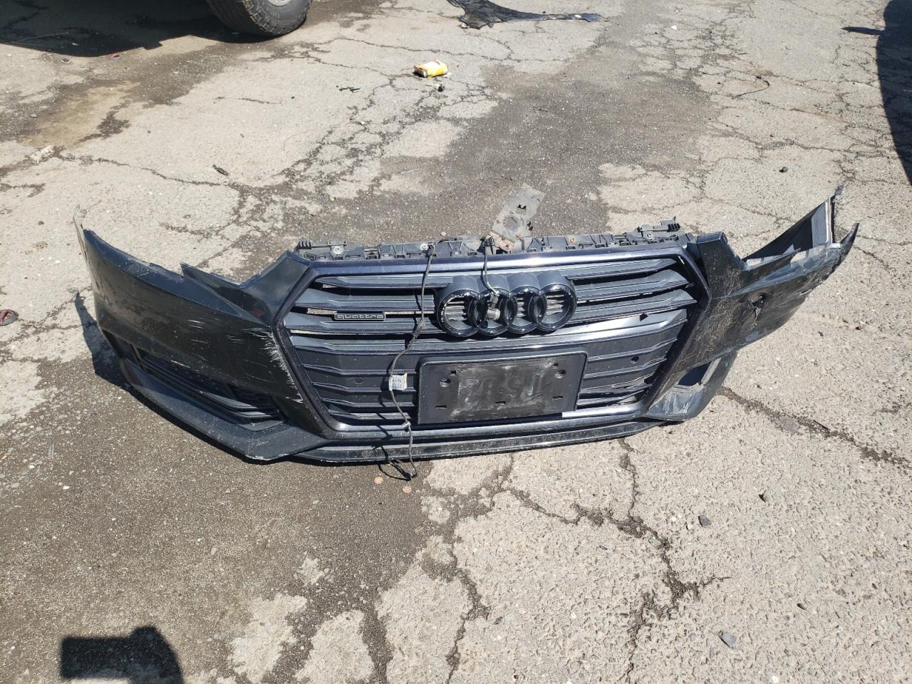 WAUENAF41JA086421 2018 Audi A4 Premium Plus