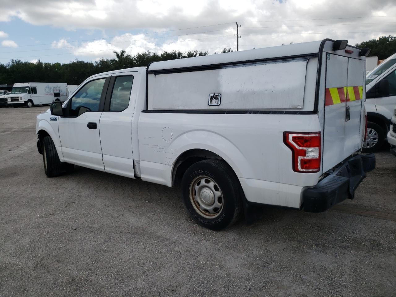 1FTEX1CB8JKD59445 2018 Ford F150 Super Cab