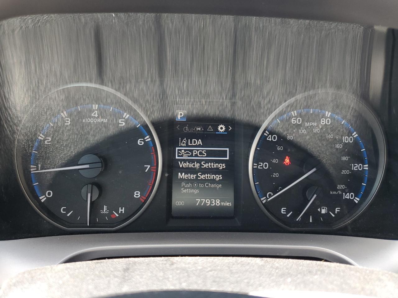 JTMZFREV3HJ703161 2017 Toyota Rav4 Le