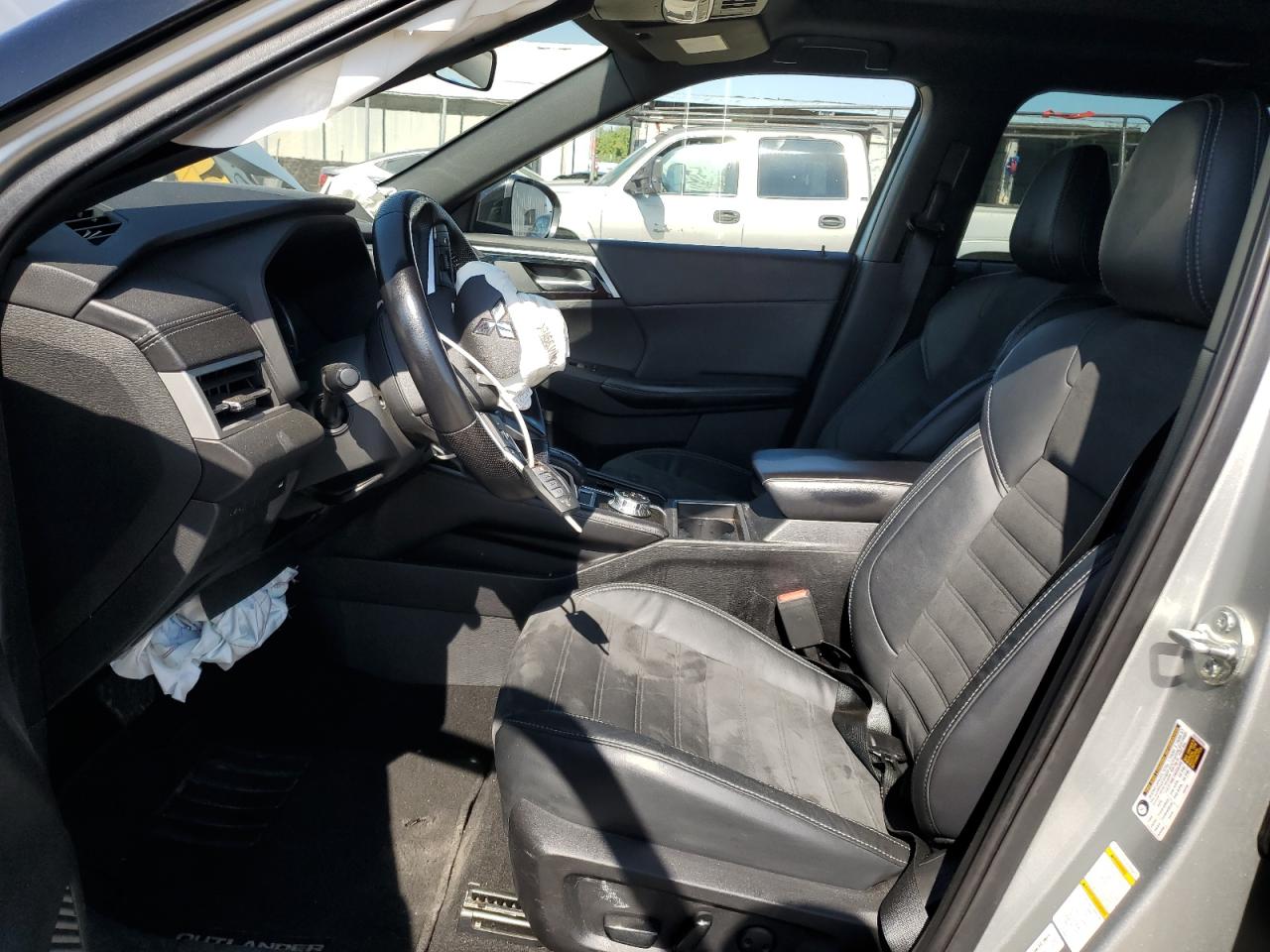 JA4J4UA86NZ070894 2022 Mitsubishi Outlander Se