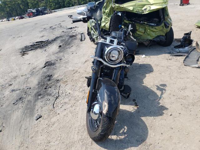 2019 HARLEY-DAVIDSON FLHC 1HD1YAJ28KB052923