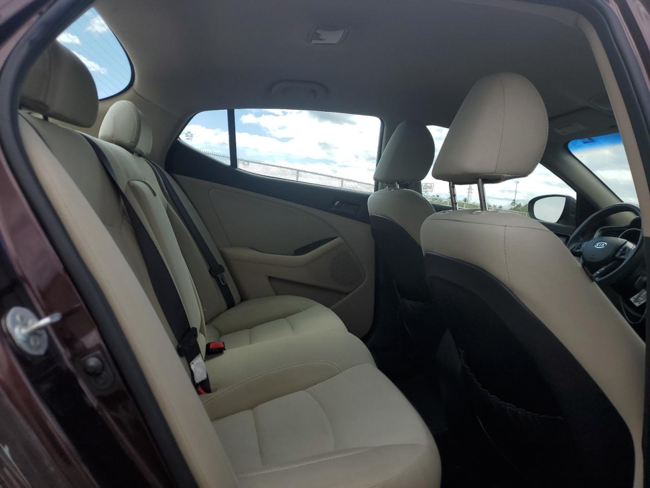 5XXGM4A76CG037966 2012 Kia Optima Lx