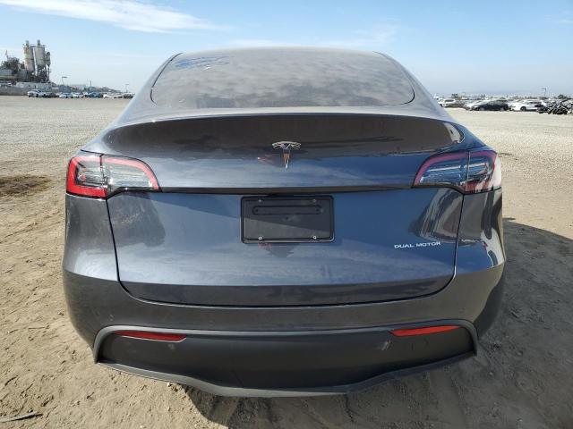 7SAYGDEE3NF445869 Tesla Model Y  6