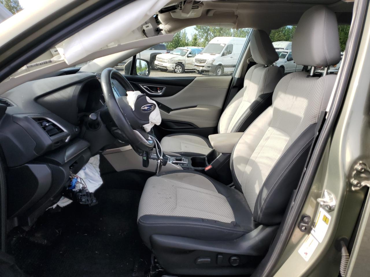 JF2SKAJC7LH545184 2020 Subaru Forester Premium