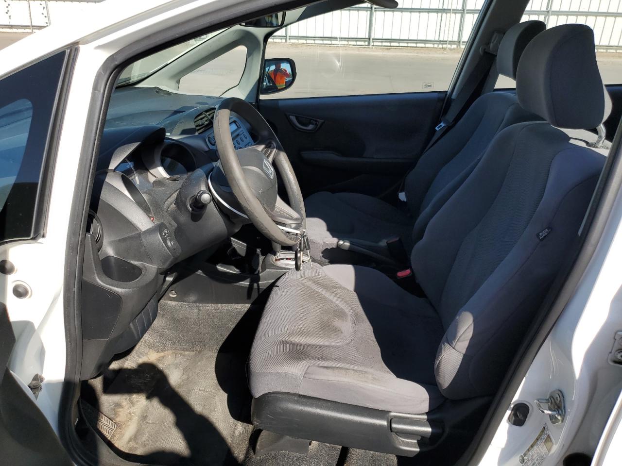 JHMGE8H22AC015828 2010 Honda Fit