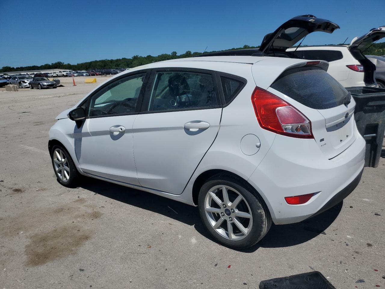 2016 Ford Fiesta Se vin: 3FADP4EJXGM185774