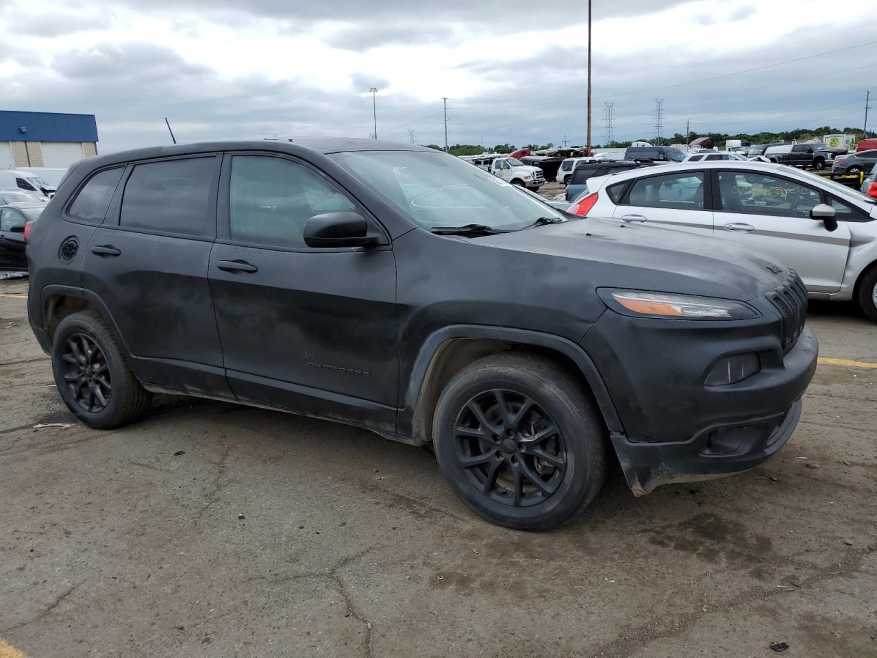 1C4PJMCS1GW155776 2016 Jeep Cherokee Latitude