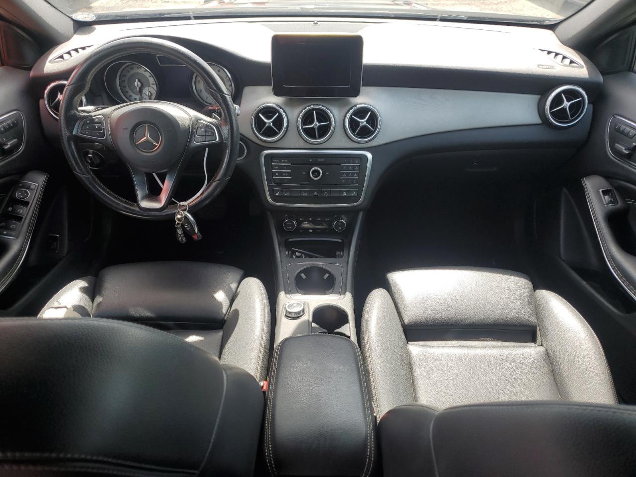 WDCTG4GB9HJ339430 2017 Mercedes-Benz Gla 250 4Matic