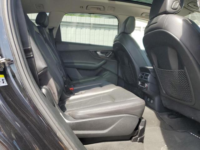 VIN WA1VAAF78JD002810 2018 Audi Q7, Prestige no.11