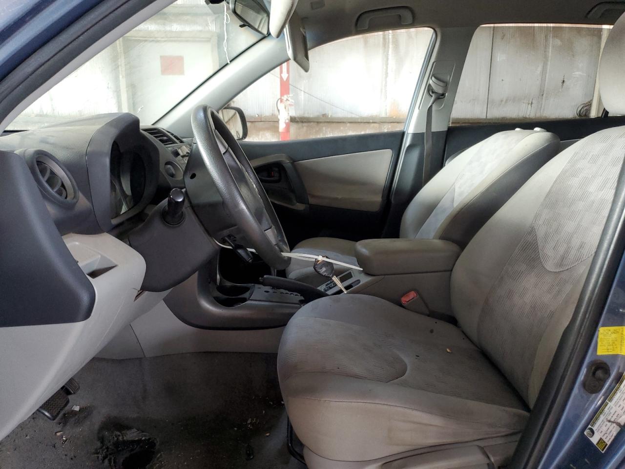 2T3ZF4DV4BW097401 2011 Toyota Rav4