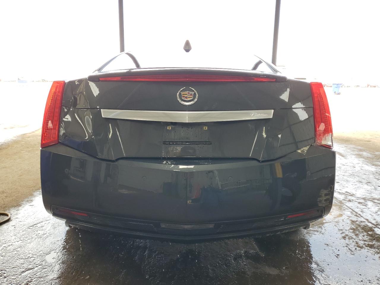 1G6RM1E42EU601068 2014 Cadillac Elr Luxury