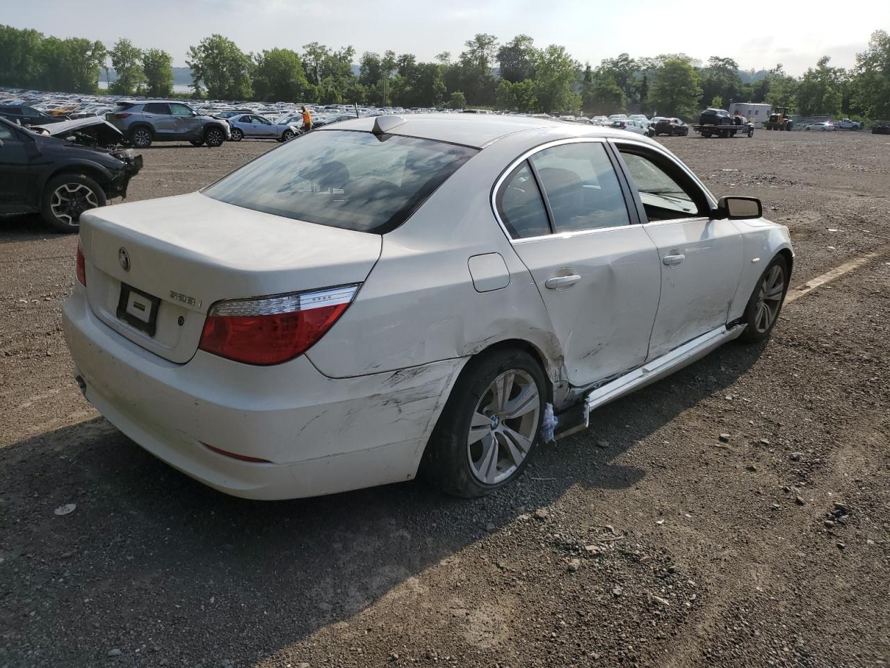 WBANU53529C118462 2009 BMW 528 I