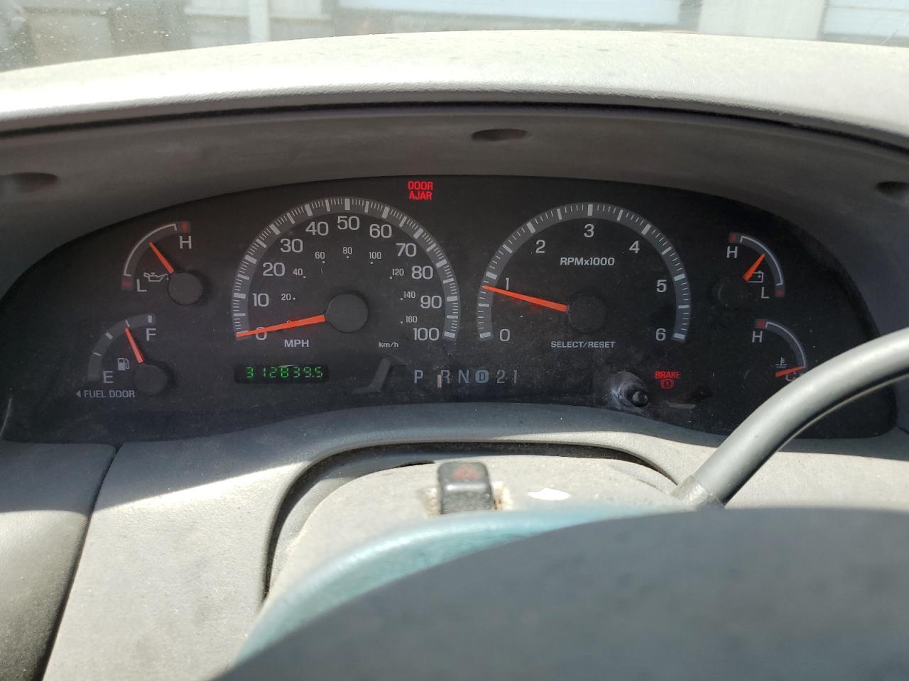 1FTRW07L61KA42829 2001 Ford F150 Supercrew