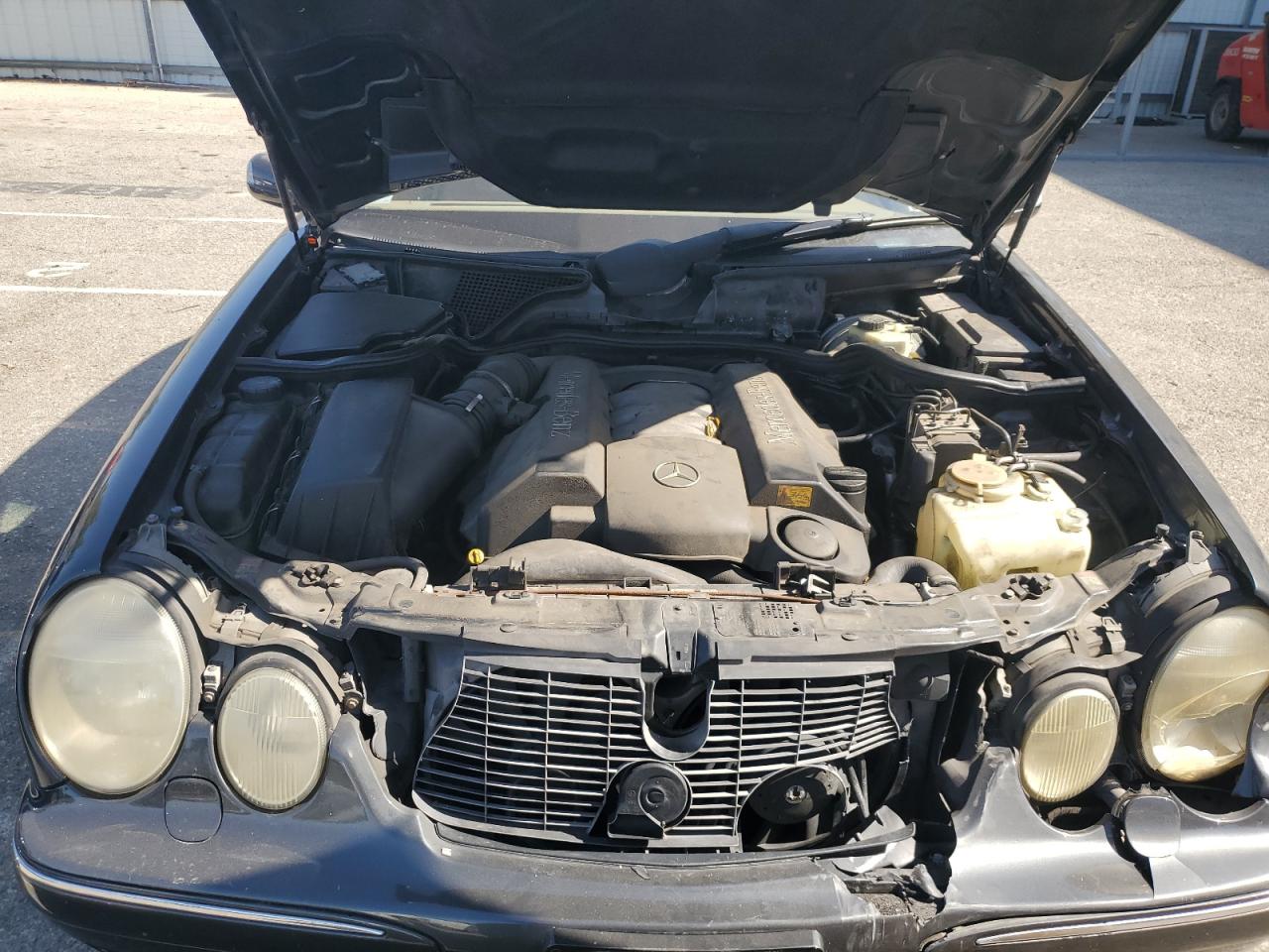 WDBJF83J51X052334 2001 Mercedes-Benz E 430