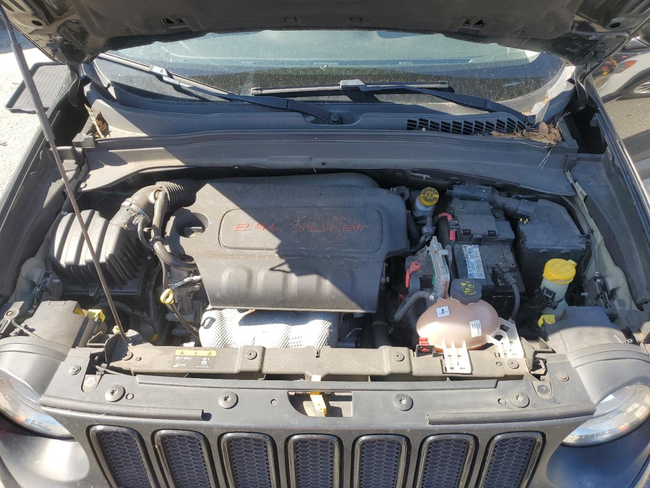 ZACCJABB3HPF76301 2017 Jeep Renegade Latitude