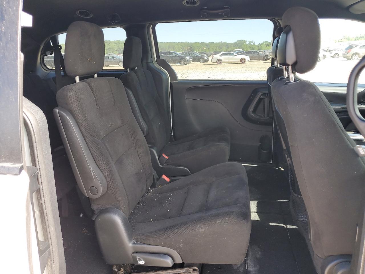 2C4RDGCG1FR570469 2015 Dodge Grand Caravan Sxt