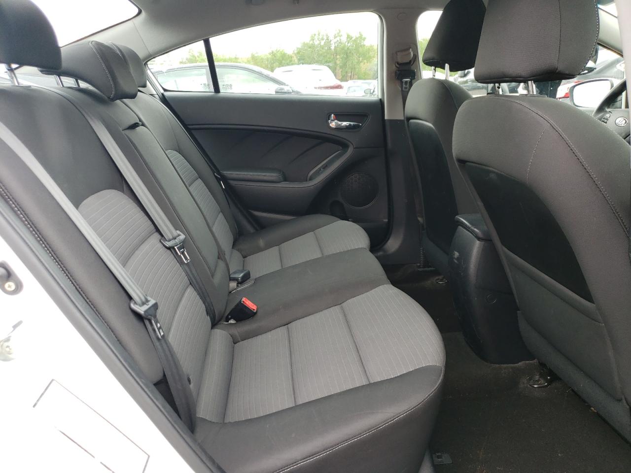 KNAFX4A64F5355276 2015 Kia Forte Lx