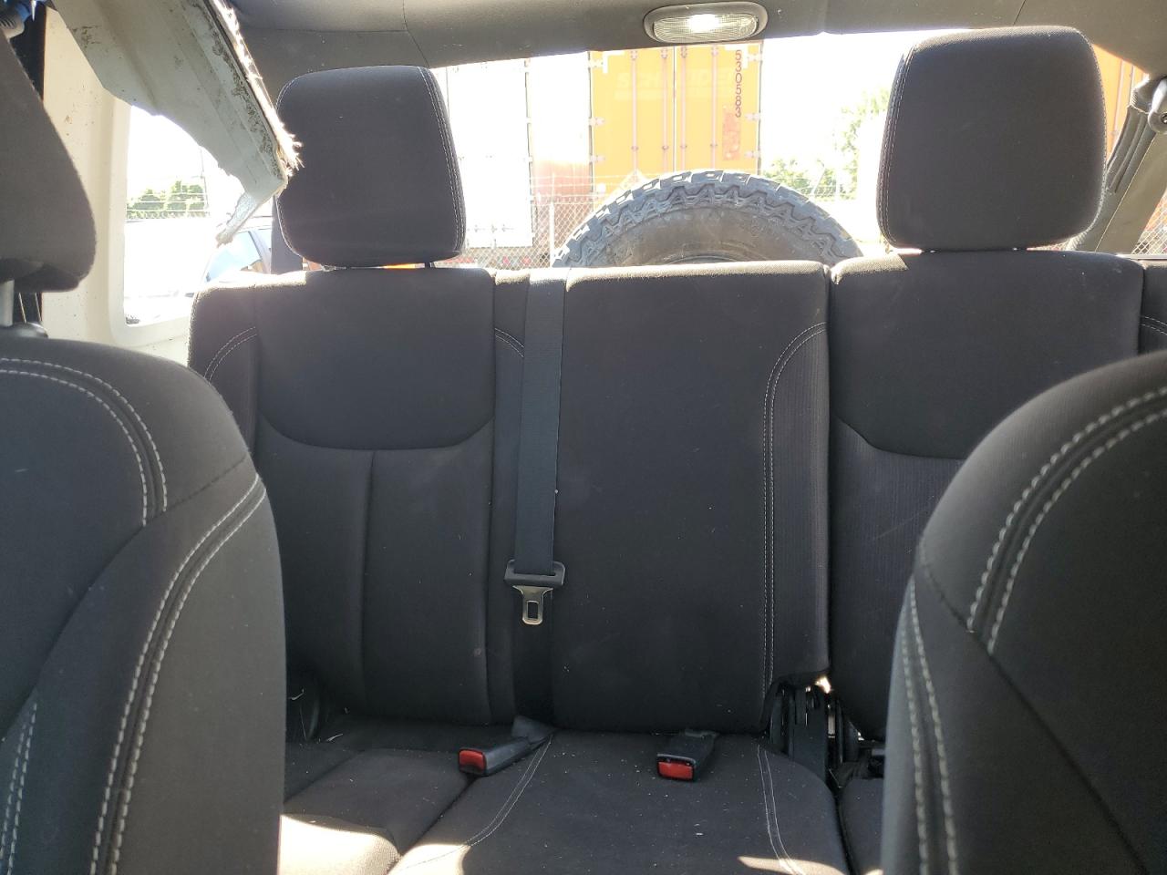 1C4BJWEG5FL668981 2015 Jeep Wrangler Unlimited Sahara