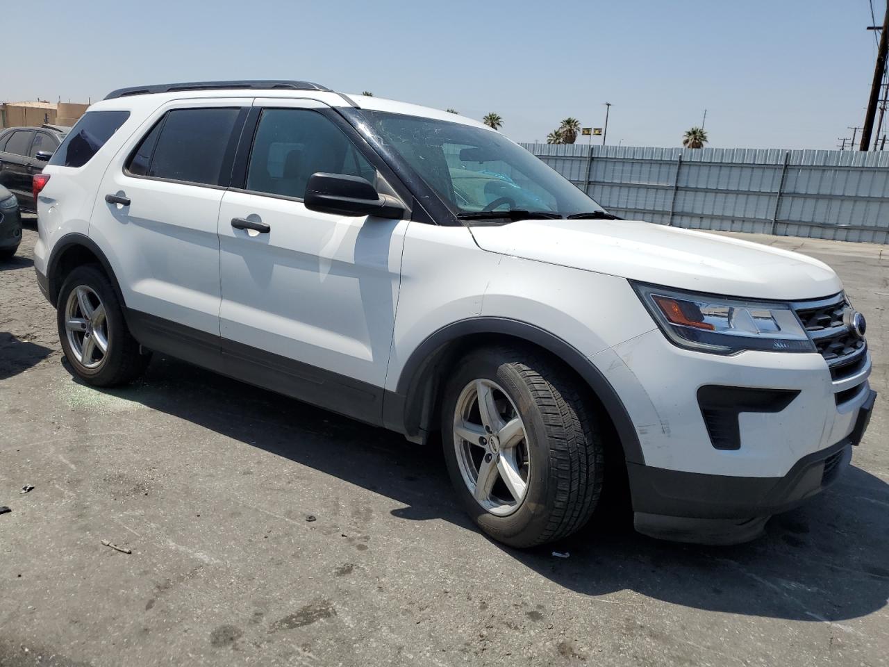 1FM5K7B89JGC14582 2018 Ford Explorer