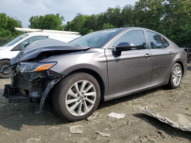 VIN 4T1C11AK1NU686030 2022 Toyota Camry, LE no.1