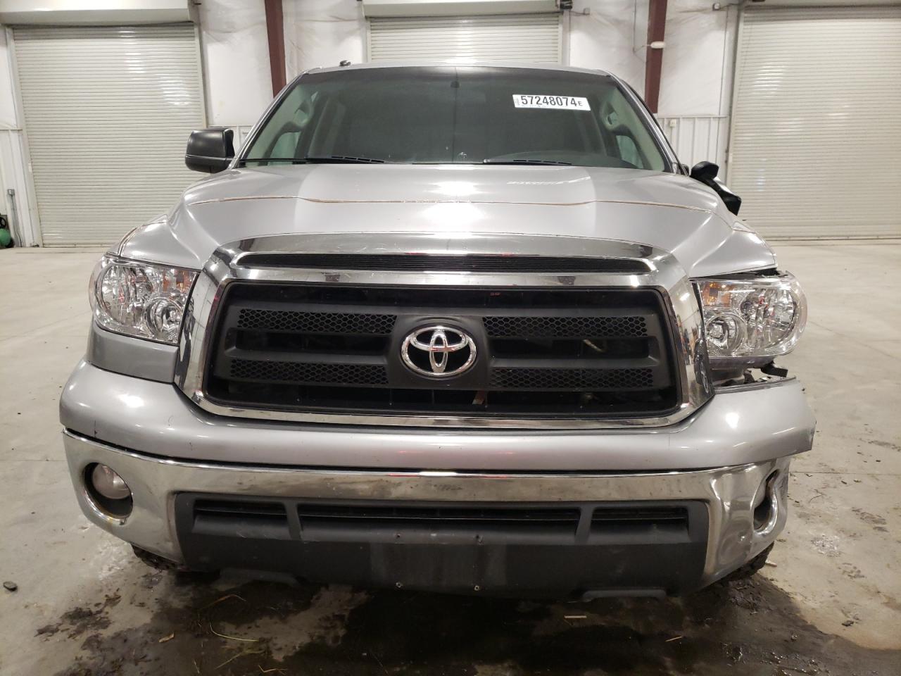 5TFDW5F12AX128830 2010 Toyota Tundra Crewmax Sr5