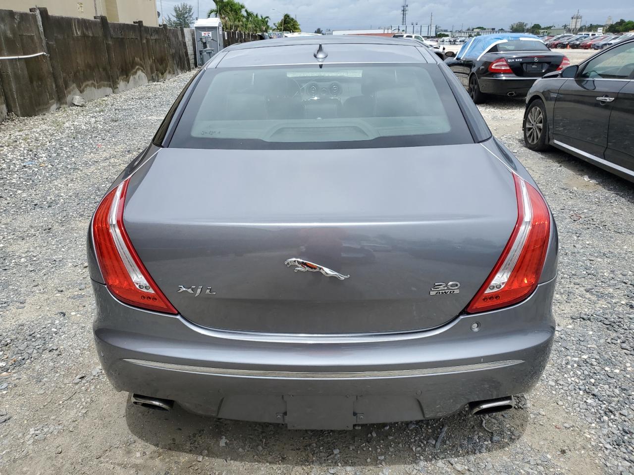 2013 Jaguar Xjl Portfolio vin: SAJWJ2GD3D8V46599