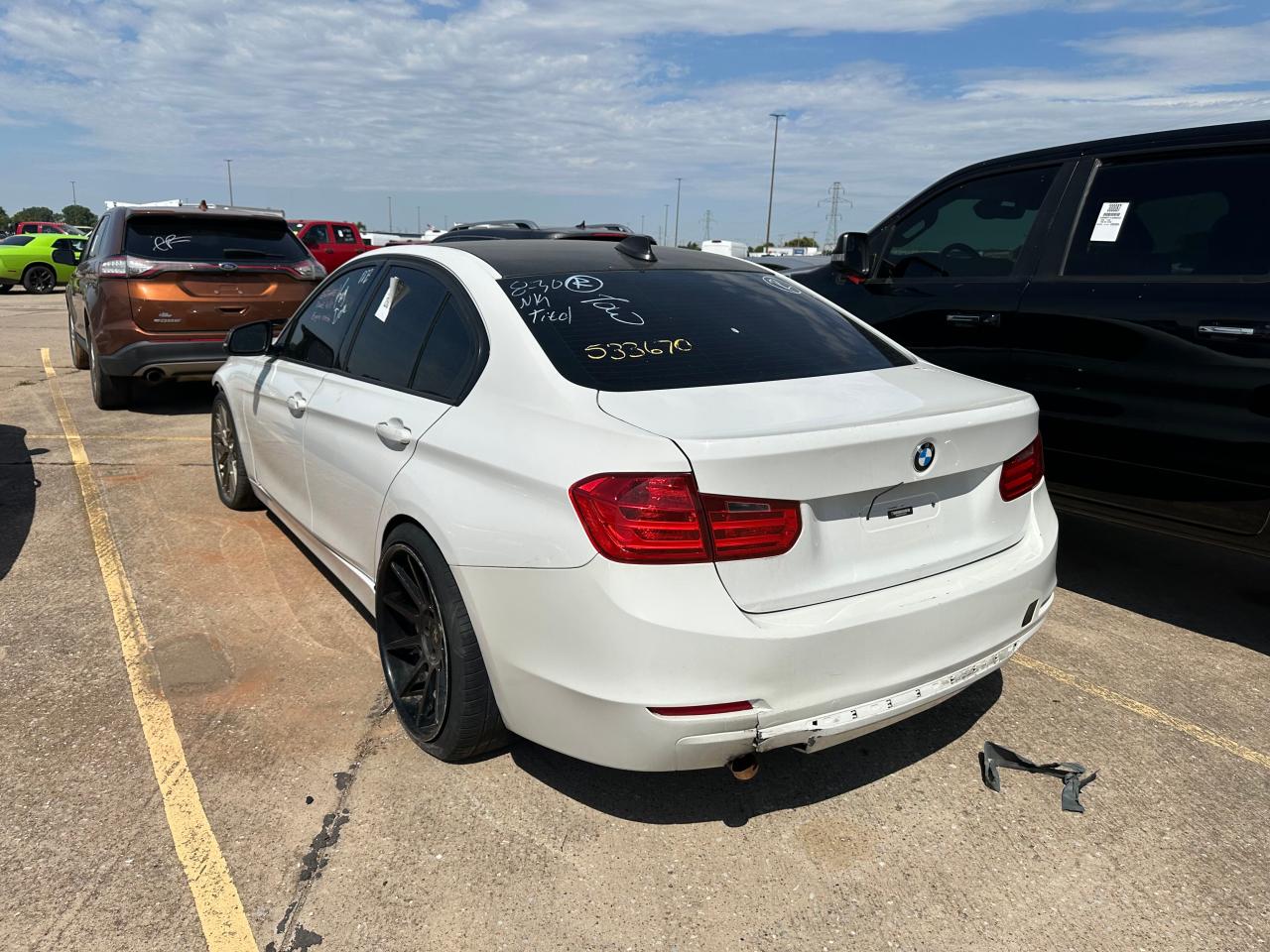 2013 BMW 328 Xi vin: WBA3B3C51DF533670