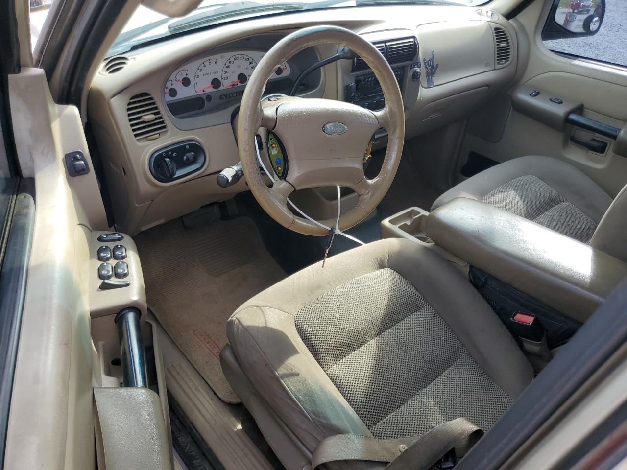 1FMZU67K64UA90013 2004 Ford Explorer Sport Trac