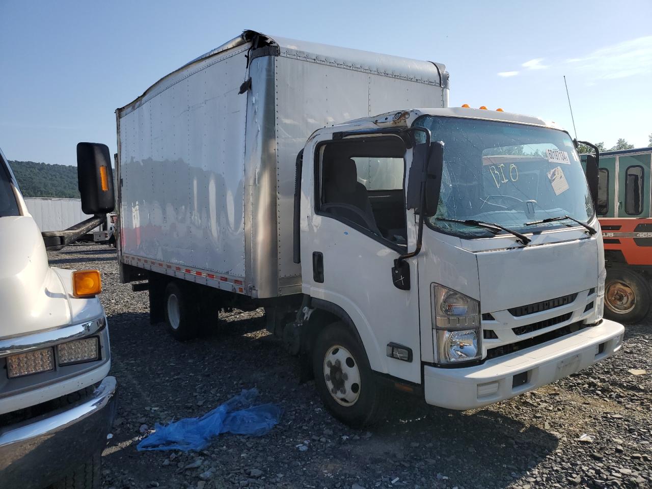 Lot #2774002472 2020 ISUZU NPR