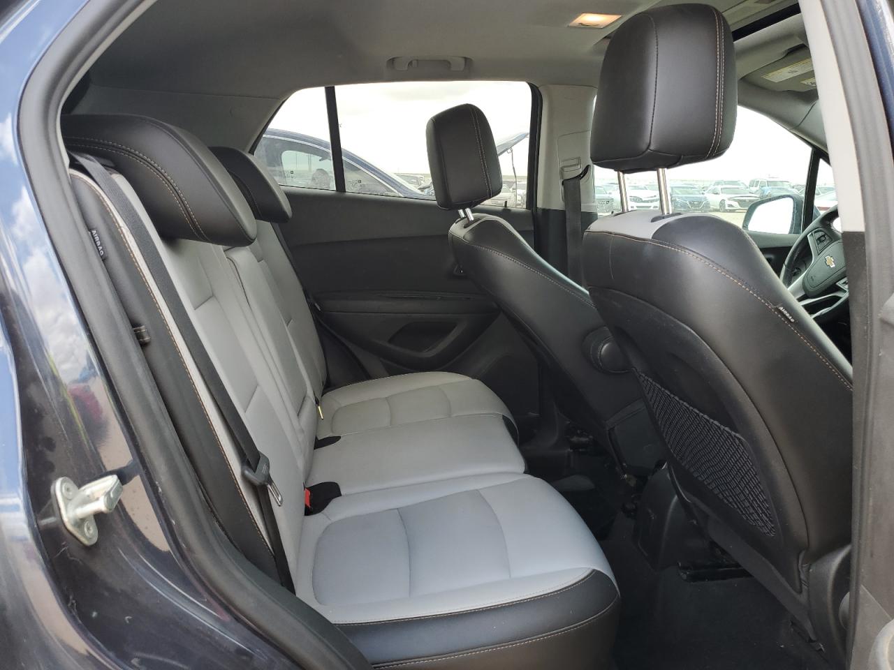 3GNCJMSB5JL332284 2018 Chevrolet Trax Premier