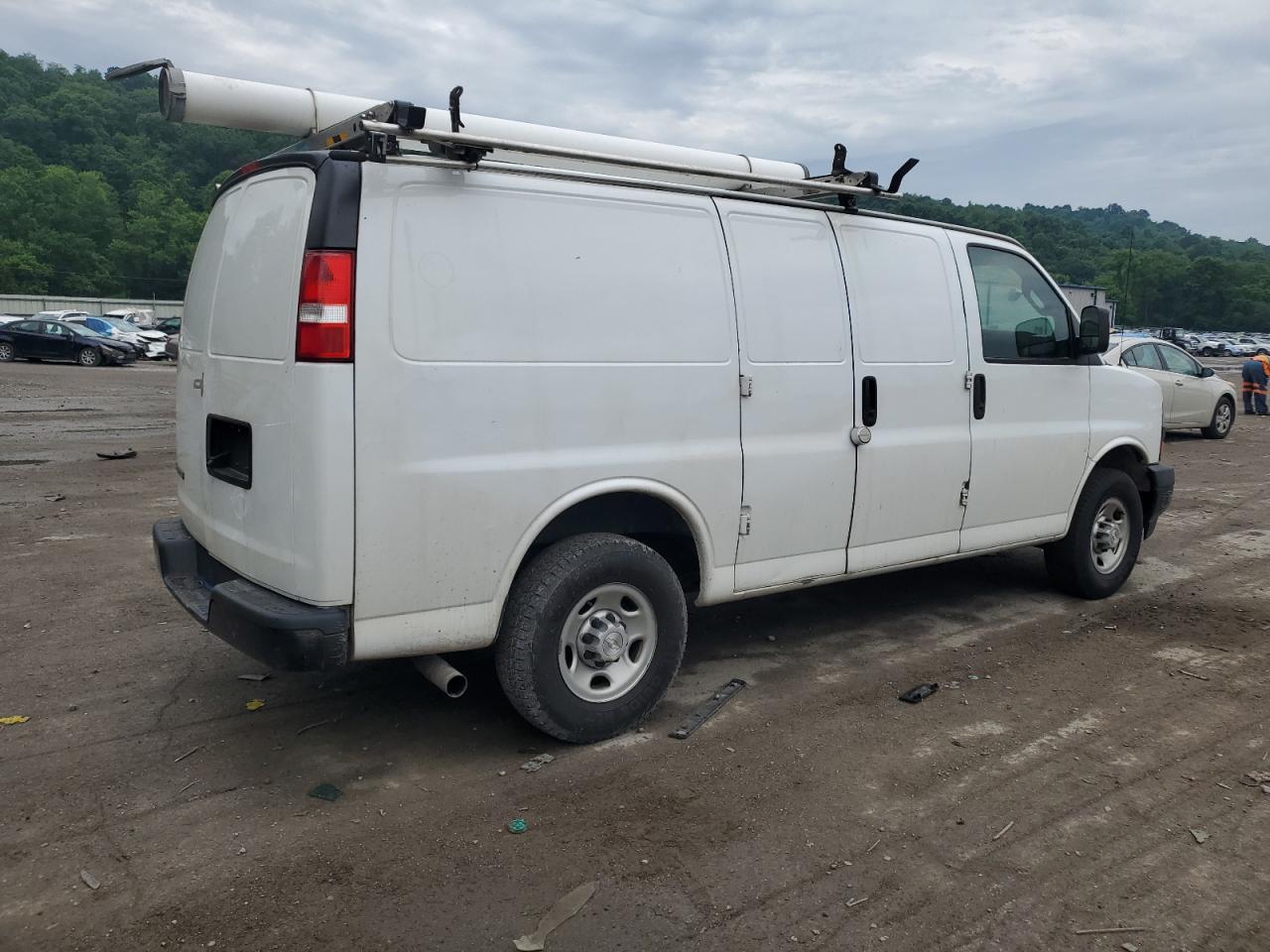 1GCWGAFP6K1329606 CHEVROLET EXPRESS 2019