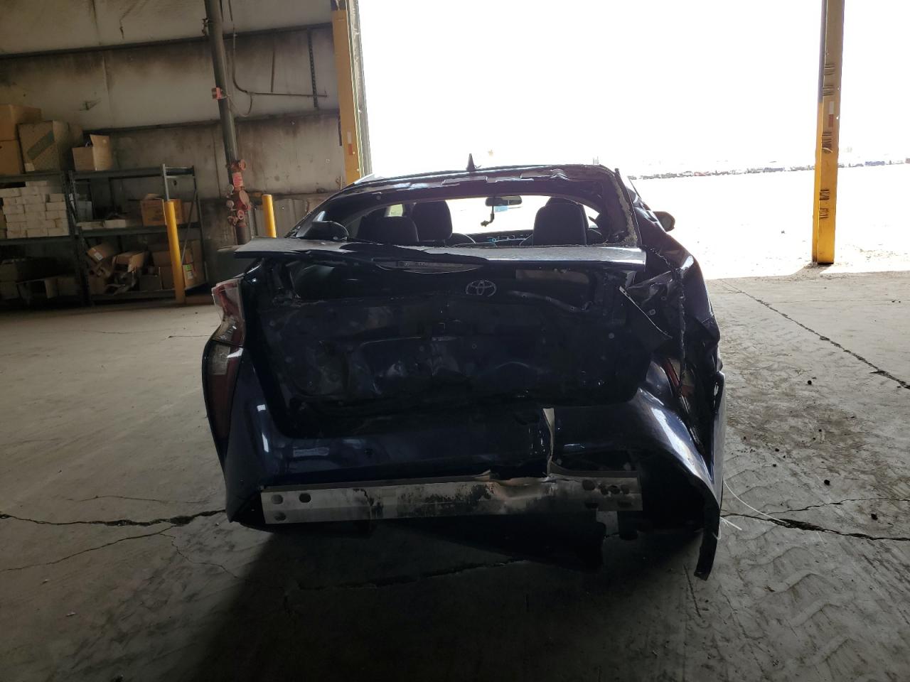 JTDKBRFU0J3065805 2018 Toyota Prius