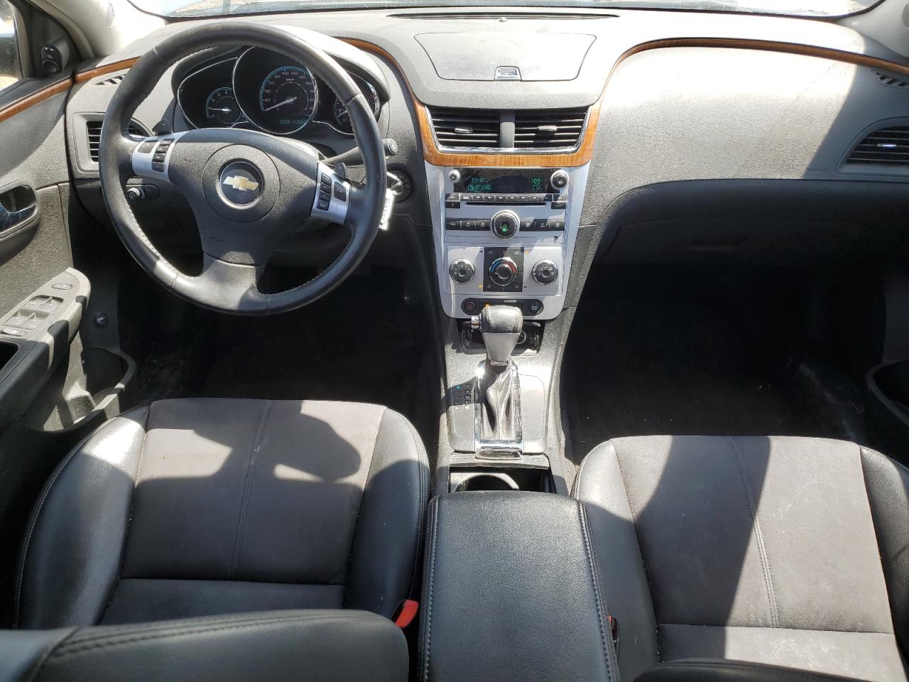 1G1ZJ57B09F217964 2009 Chevrolet Malibu 2Lt