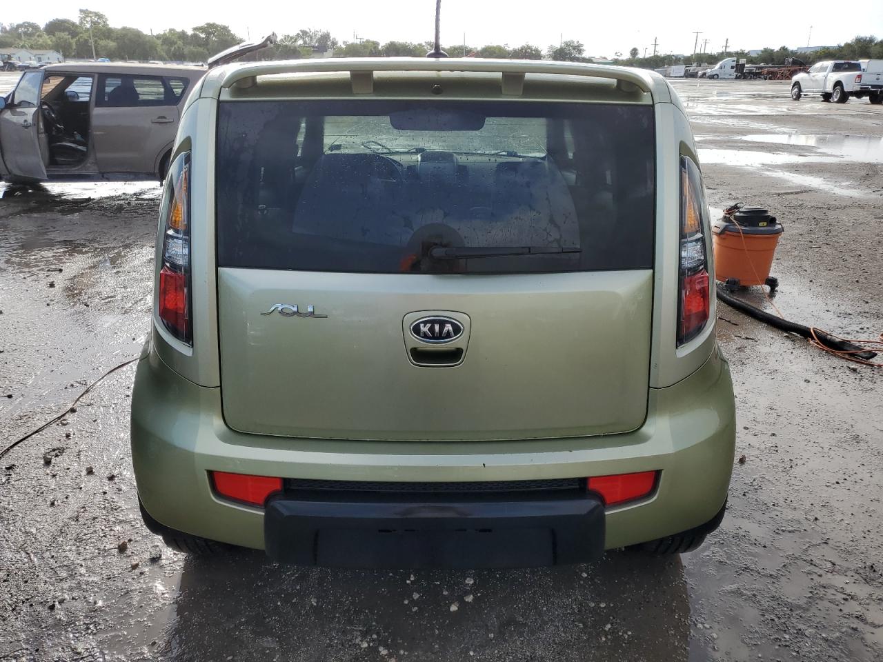 KNDJT2A21A7159108 2010 Kia Soul +